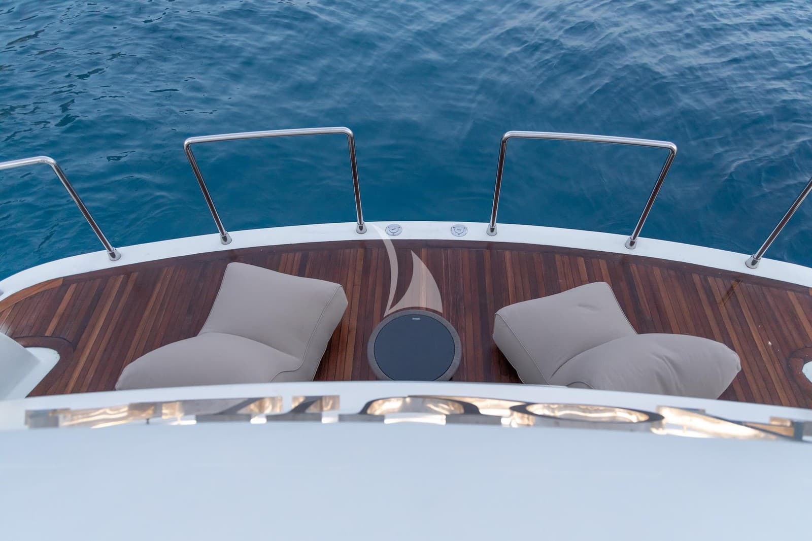 Aquila interior