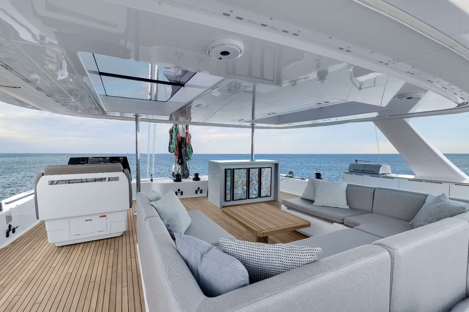 Agata Blu deck