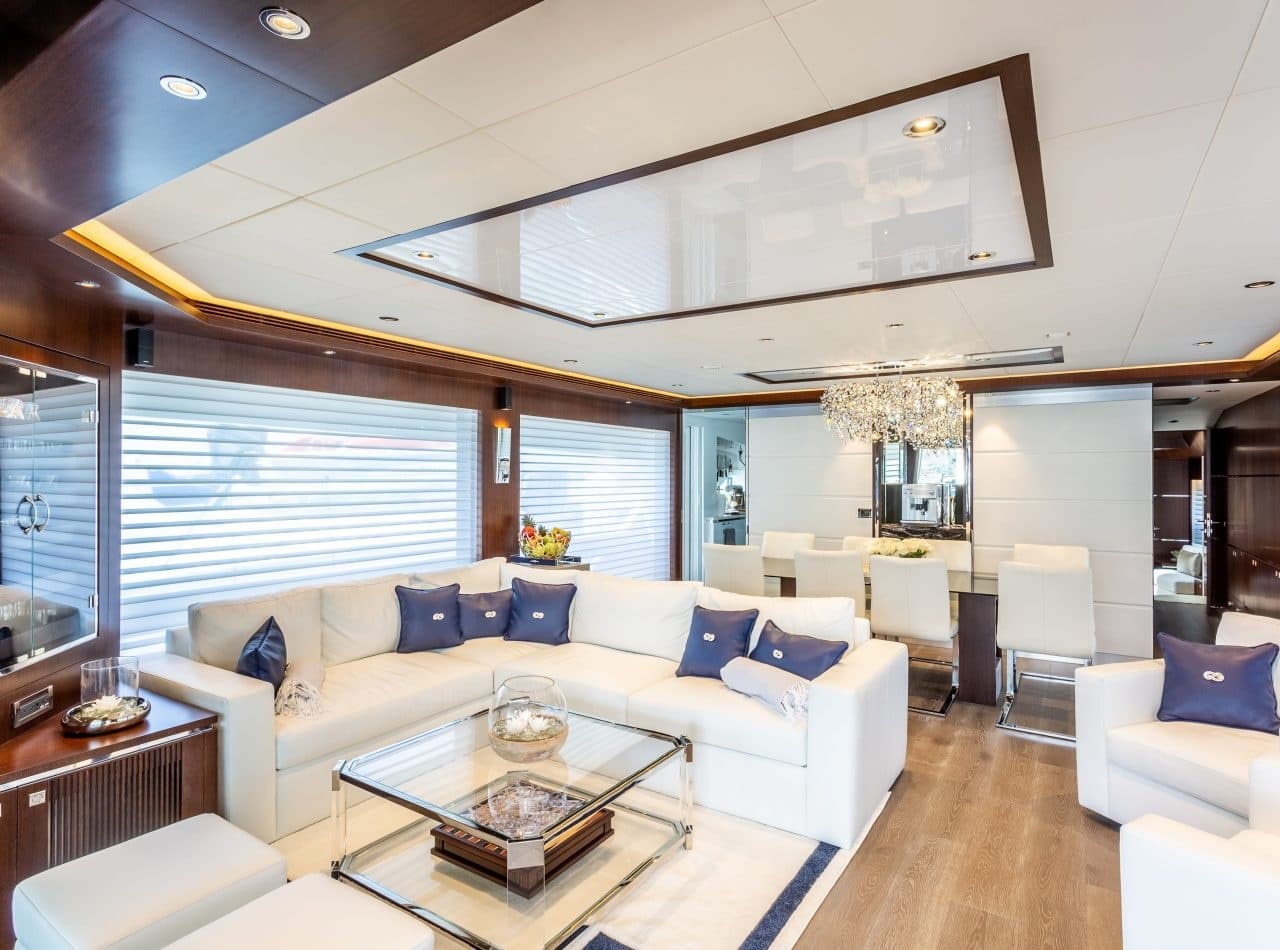 Angel Eyes interior