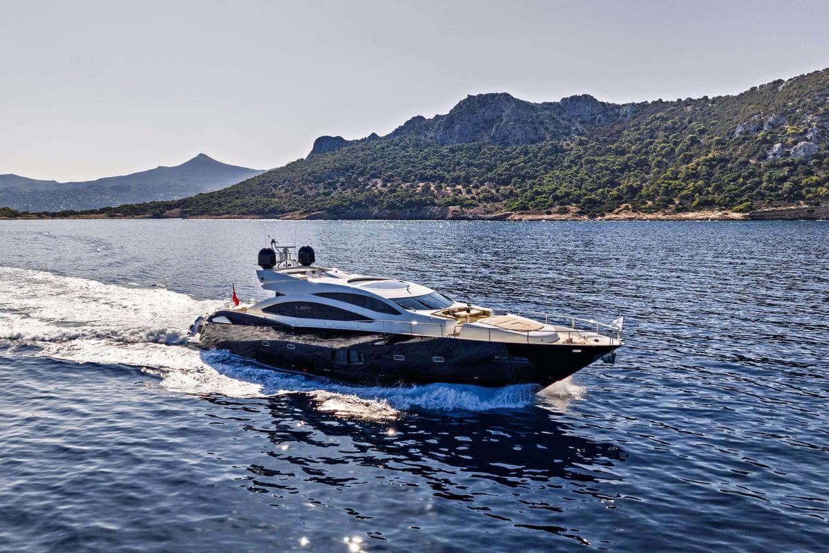 Blade 6 luxury gulet yacht