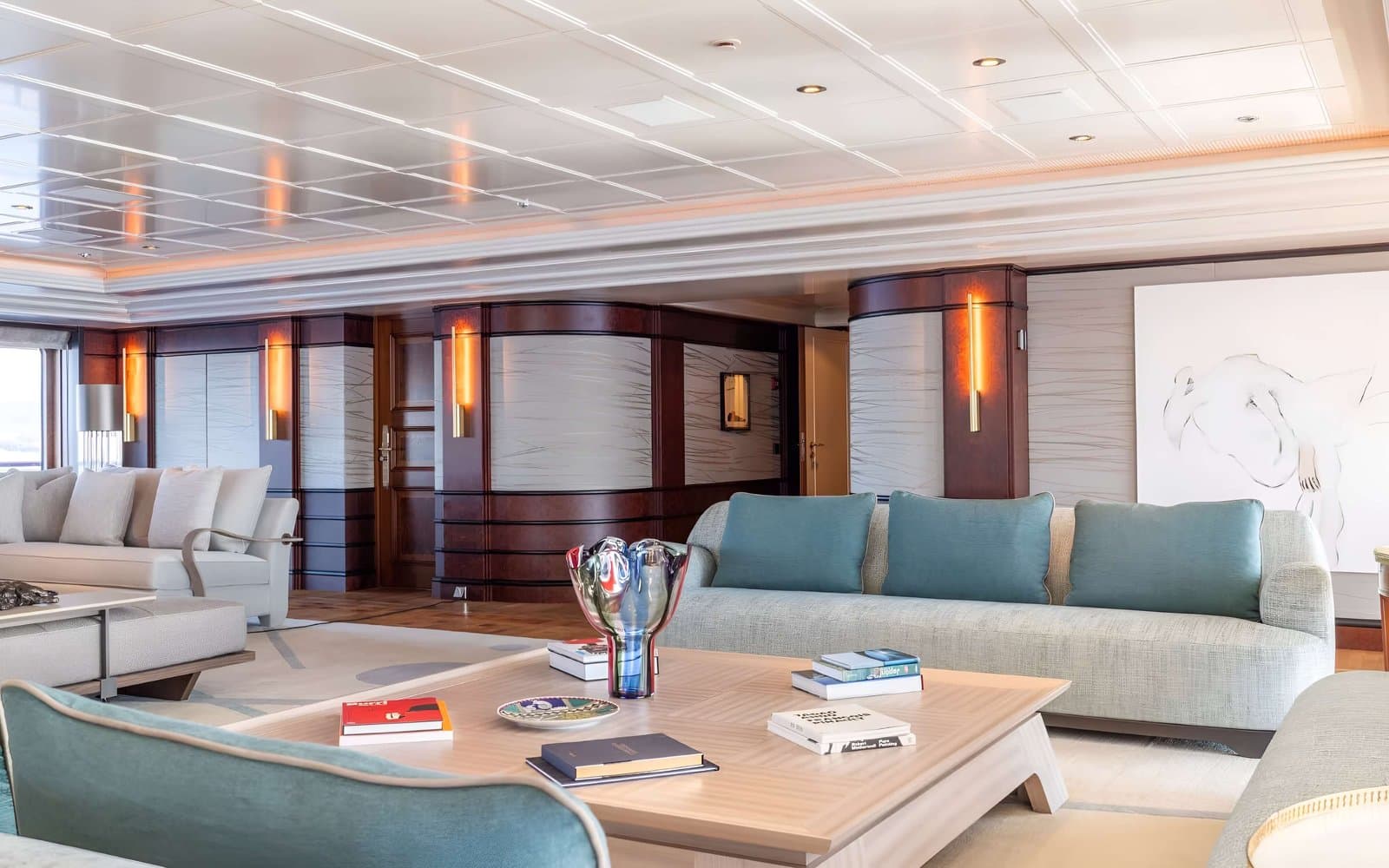 Carinthia VII interior