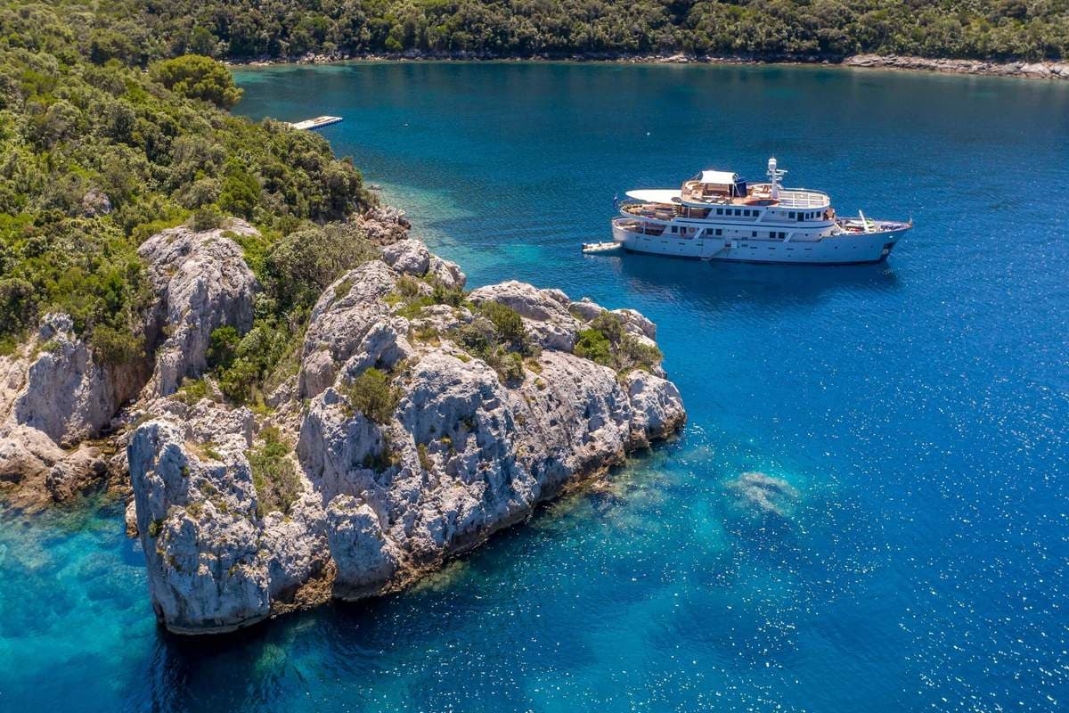 Donna Del Mare luxury gulet yacht