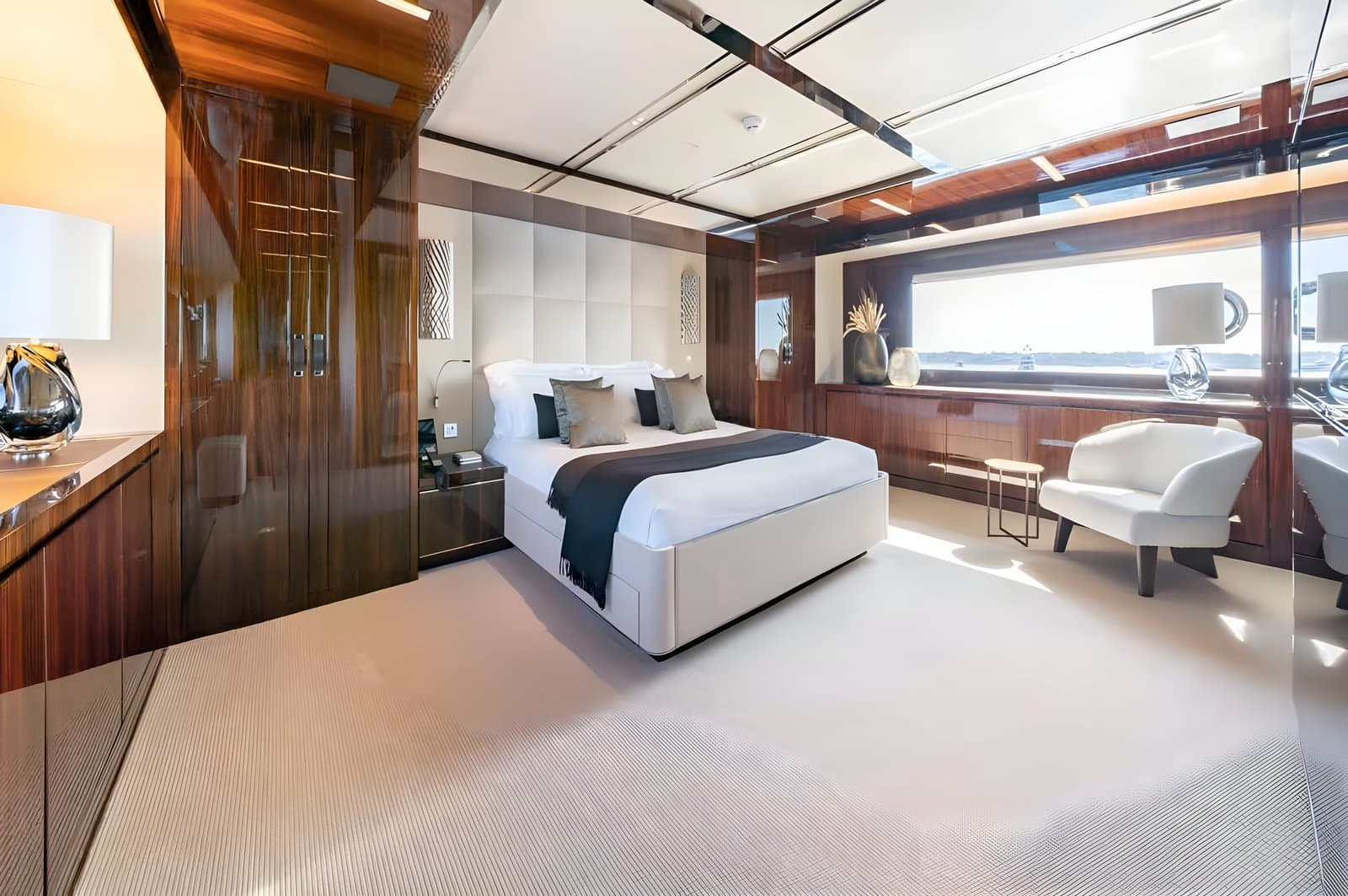 Elysium interior