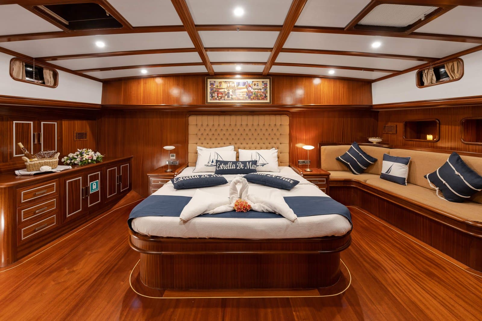 Estrella De Mar deck
