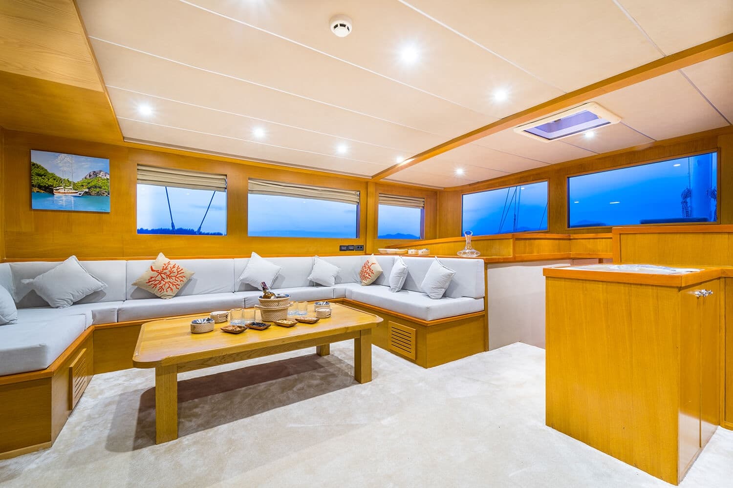 Happy Days interior