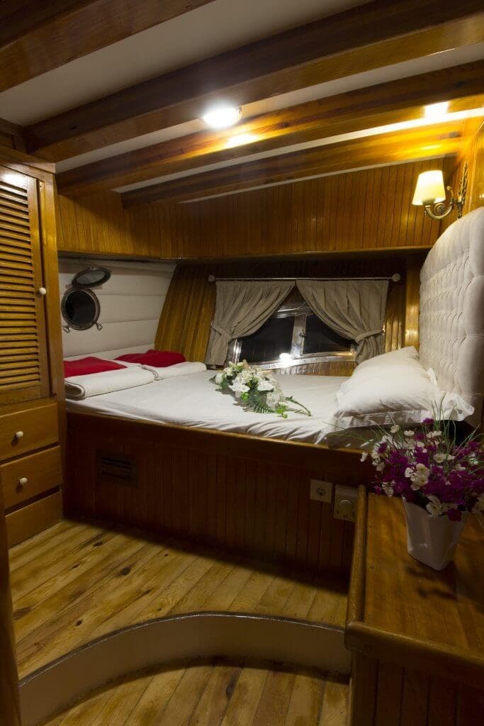 Hera interior