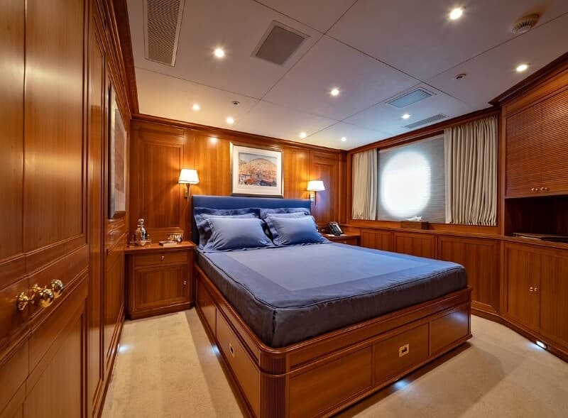 Jasali II cabin