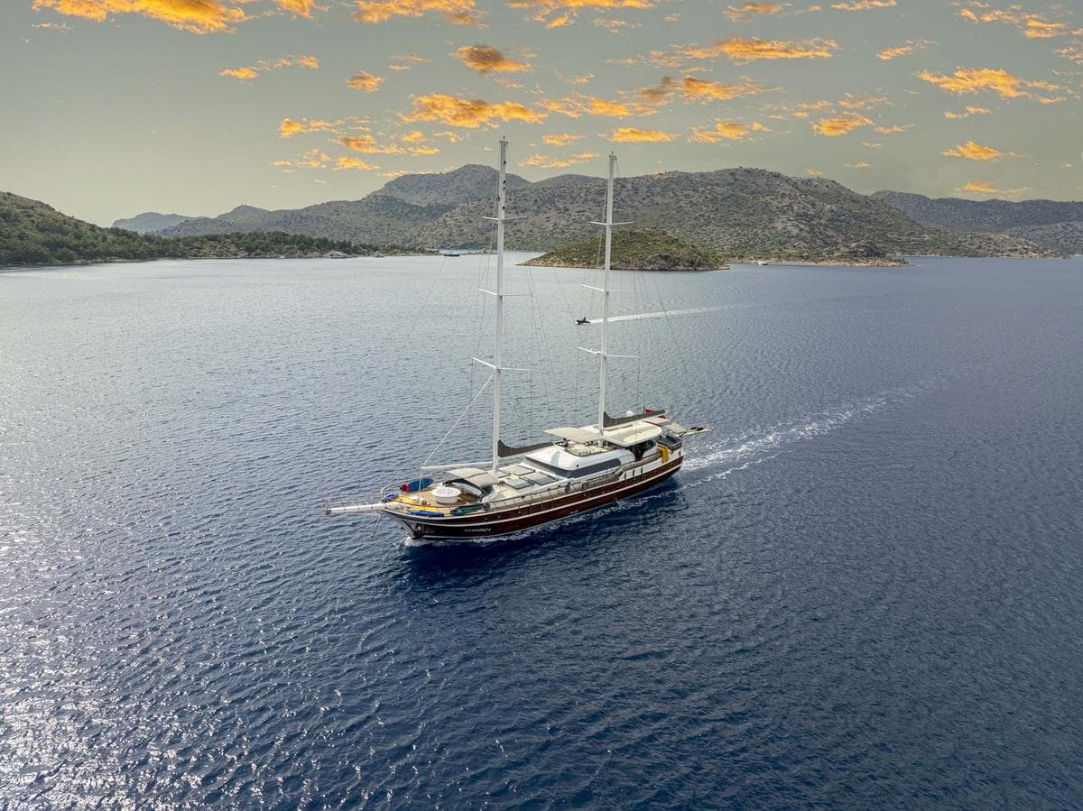 Kaan Ayaz luxury gulet yacht