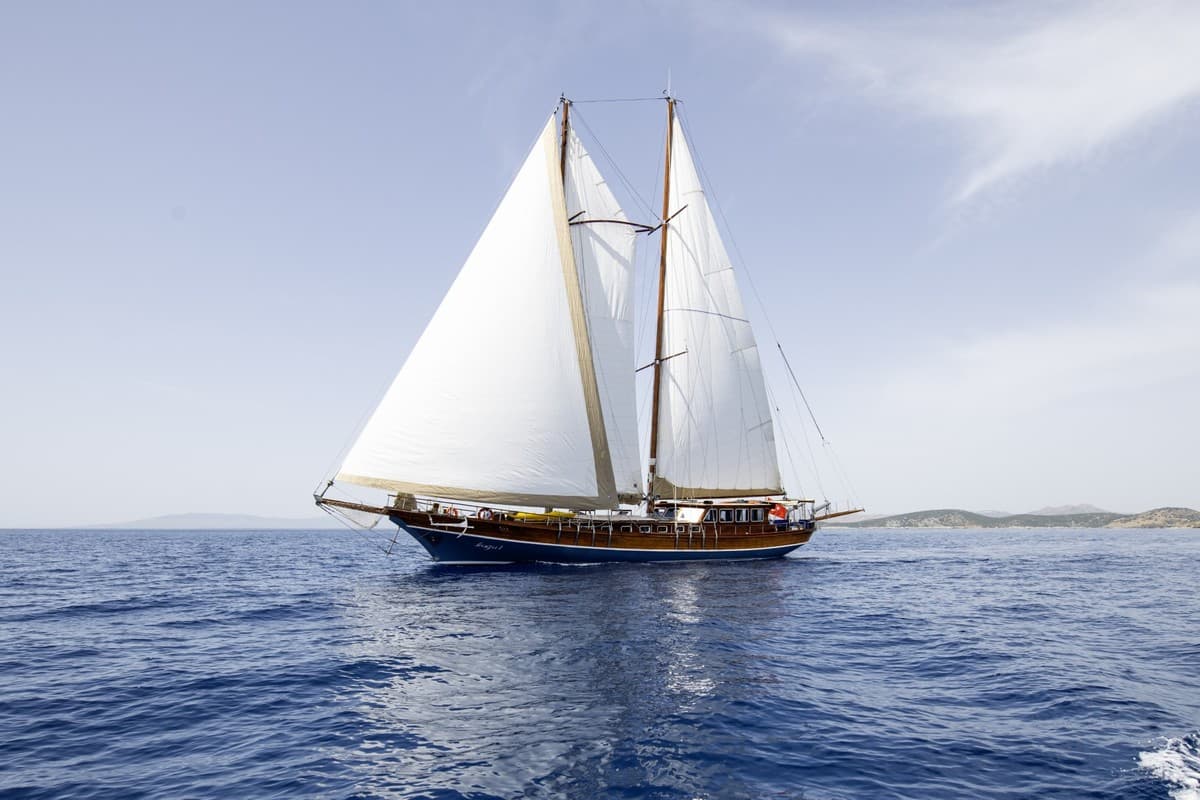 Kuğu 1 luxury gulet yacht