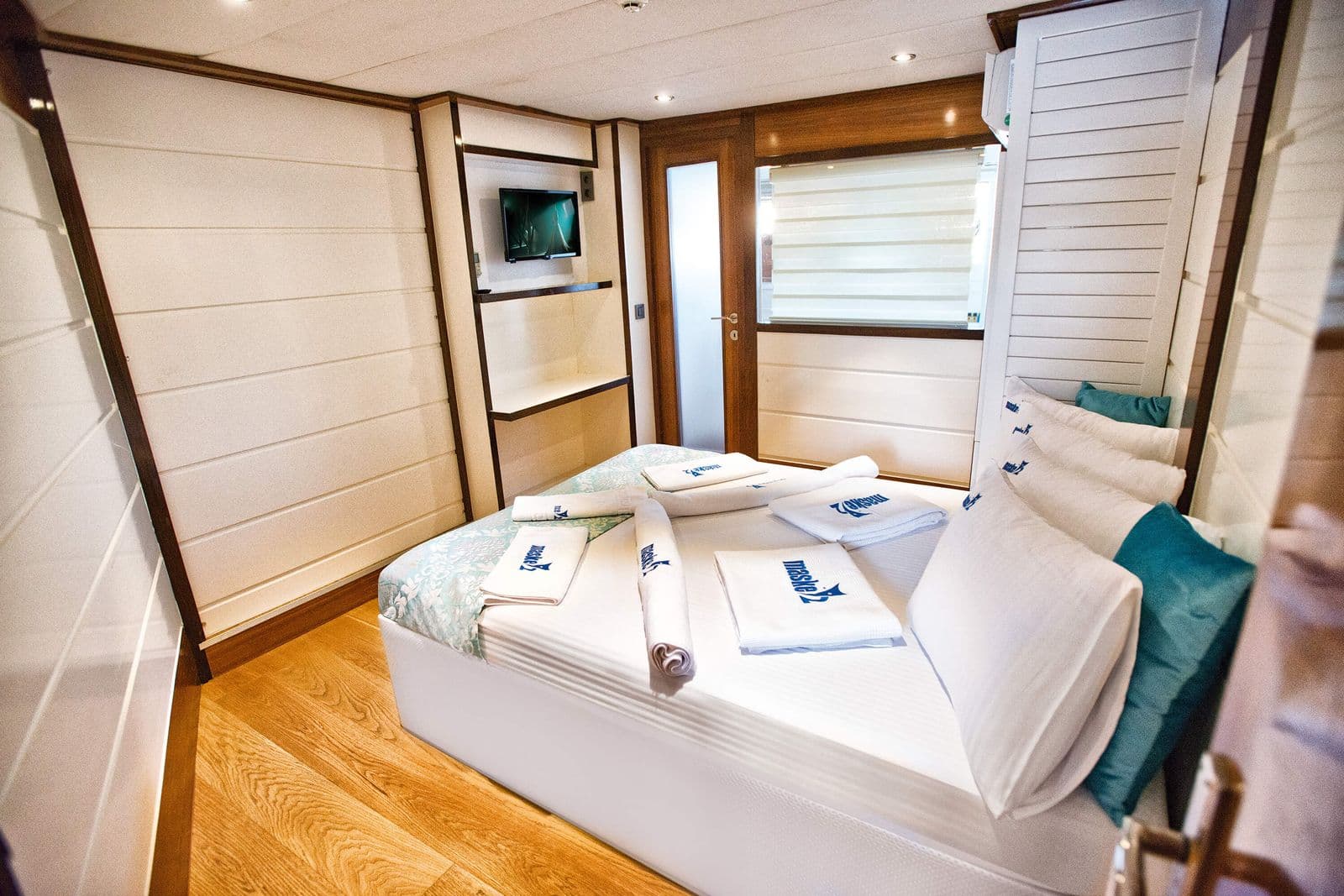 Maske 2 cabin