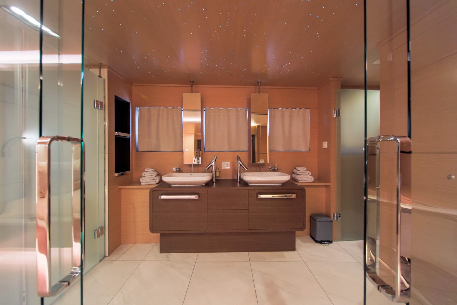M/s Omnia cabin