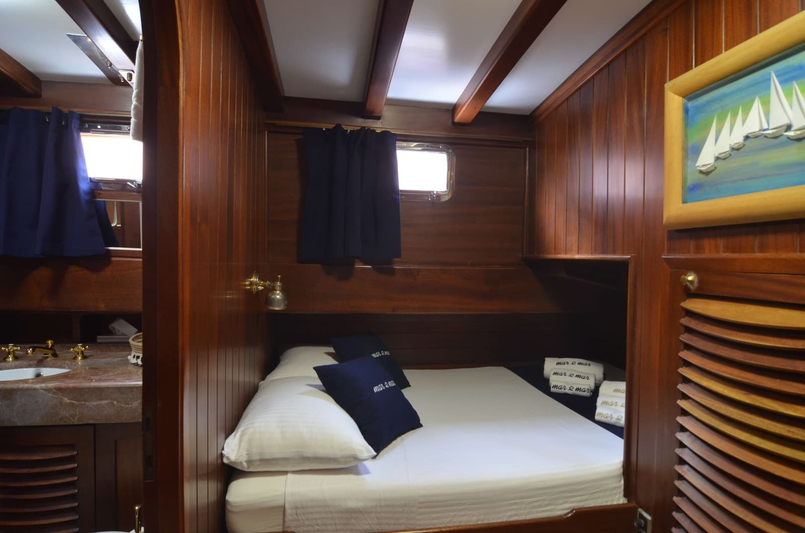 Mar & Mar interior