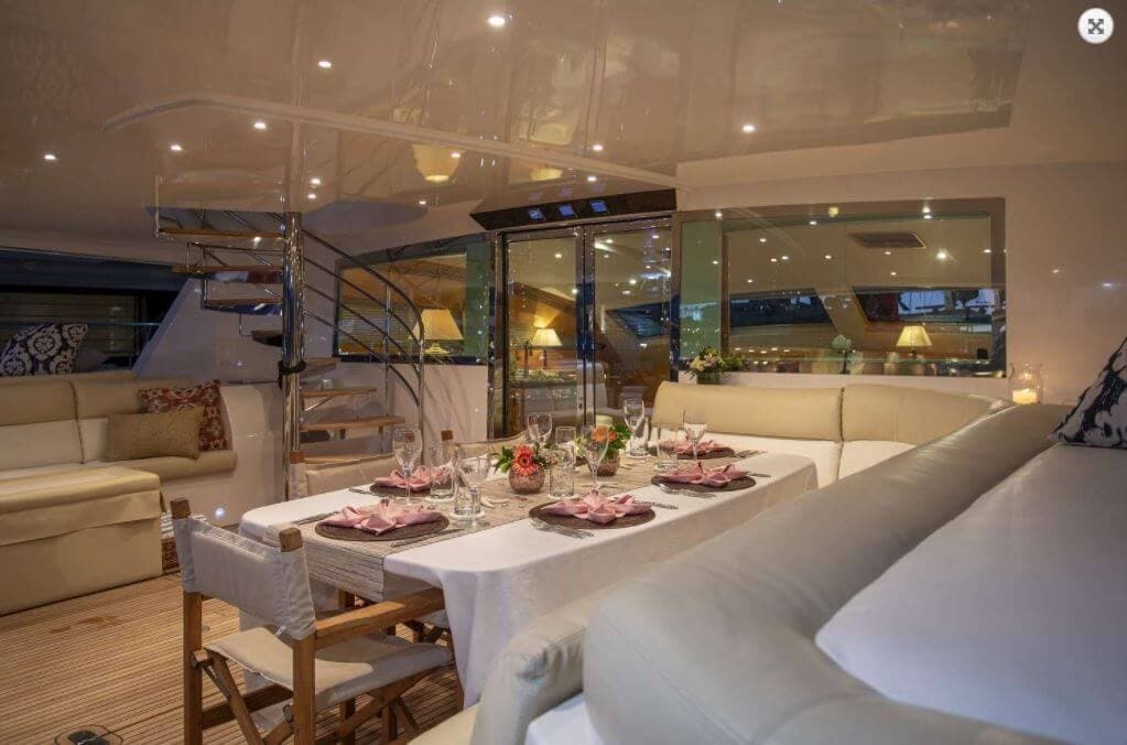 Matau dining