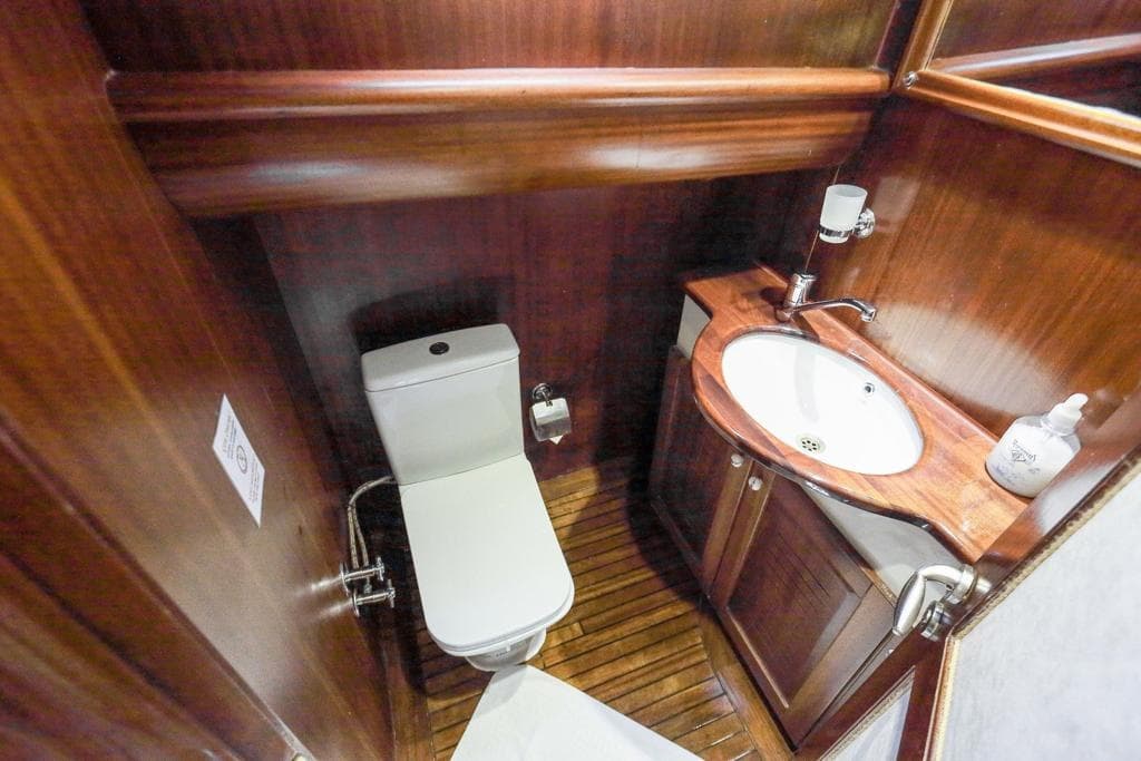 Mehmet Ayaz cabin
