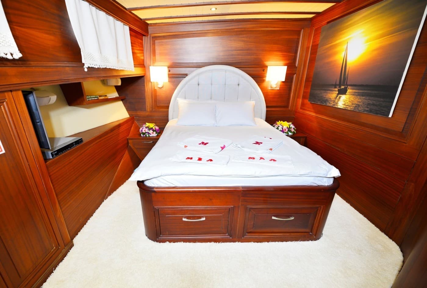 Mia cabin