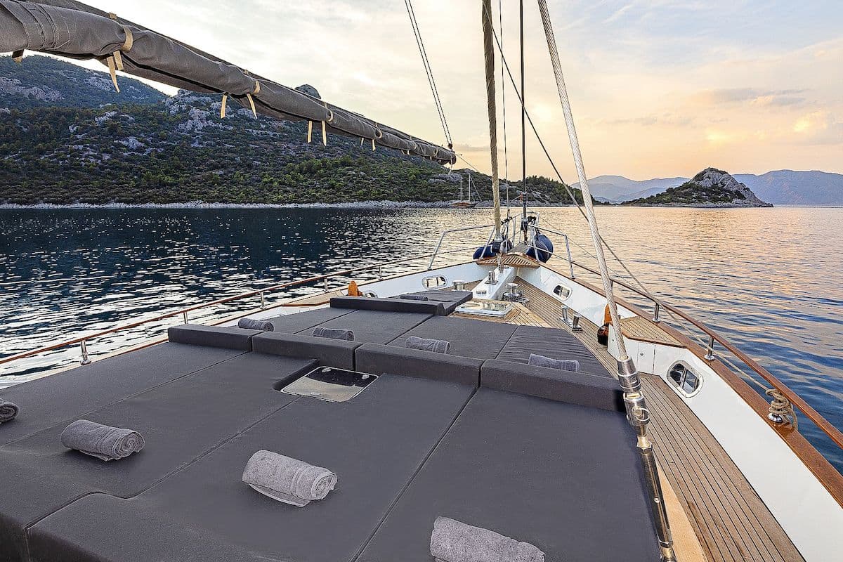 Mio Vento deck