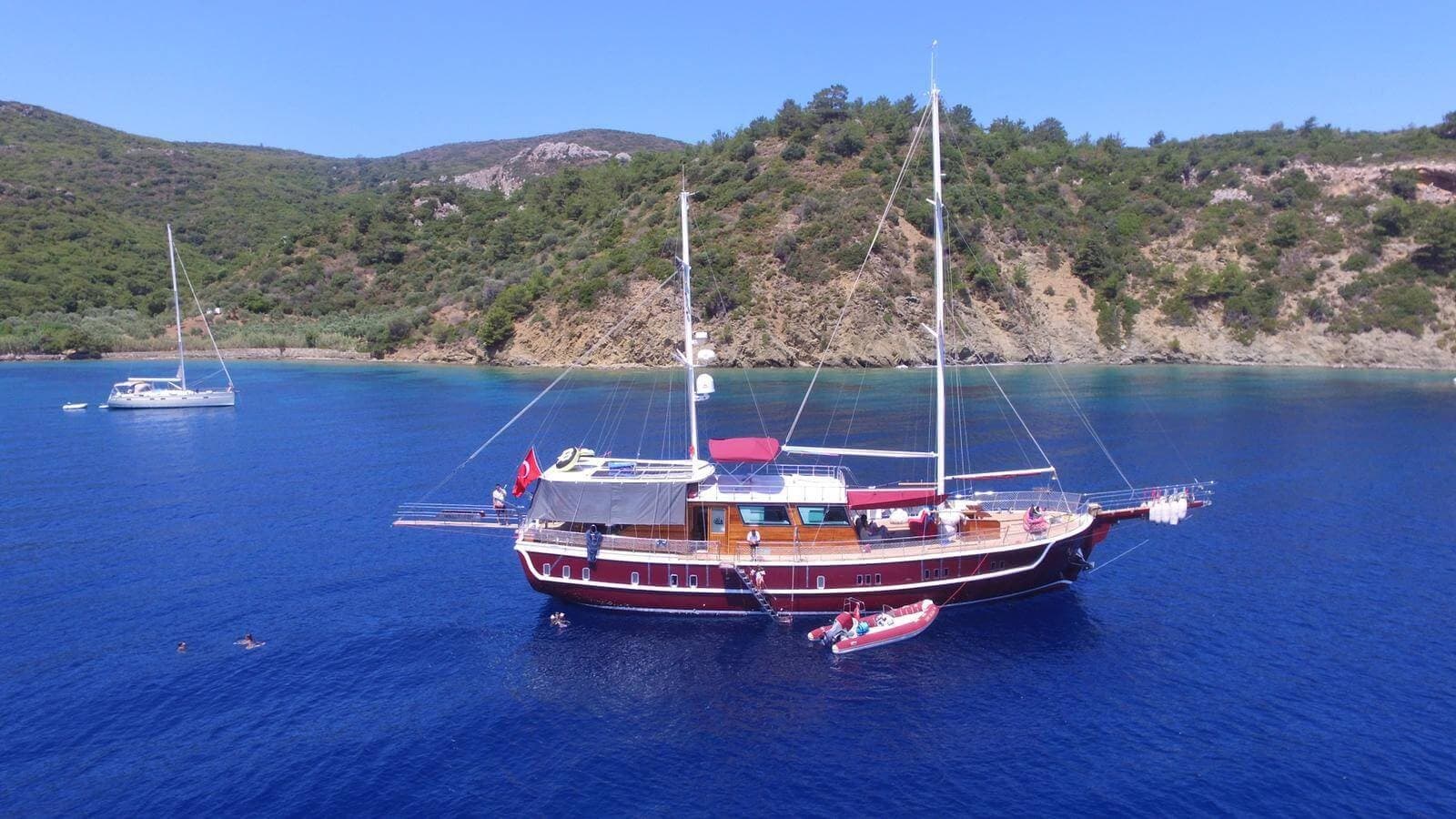 Mrs Elcih exterior