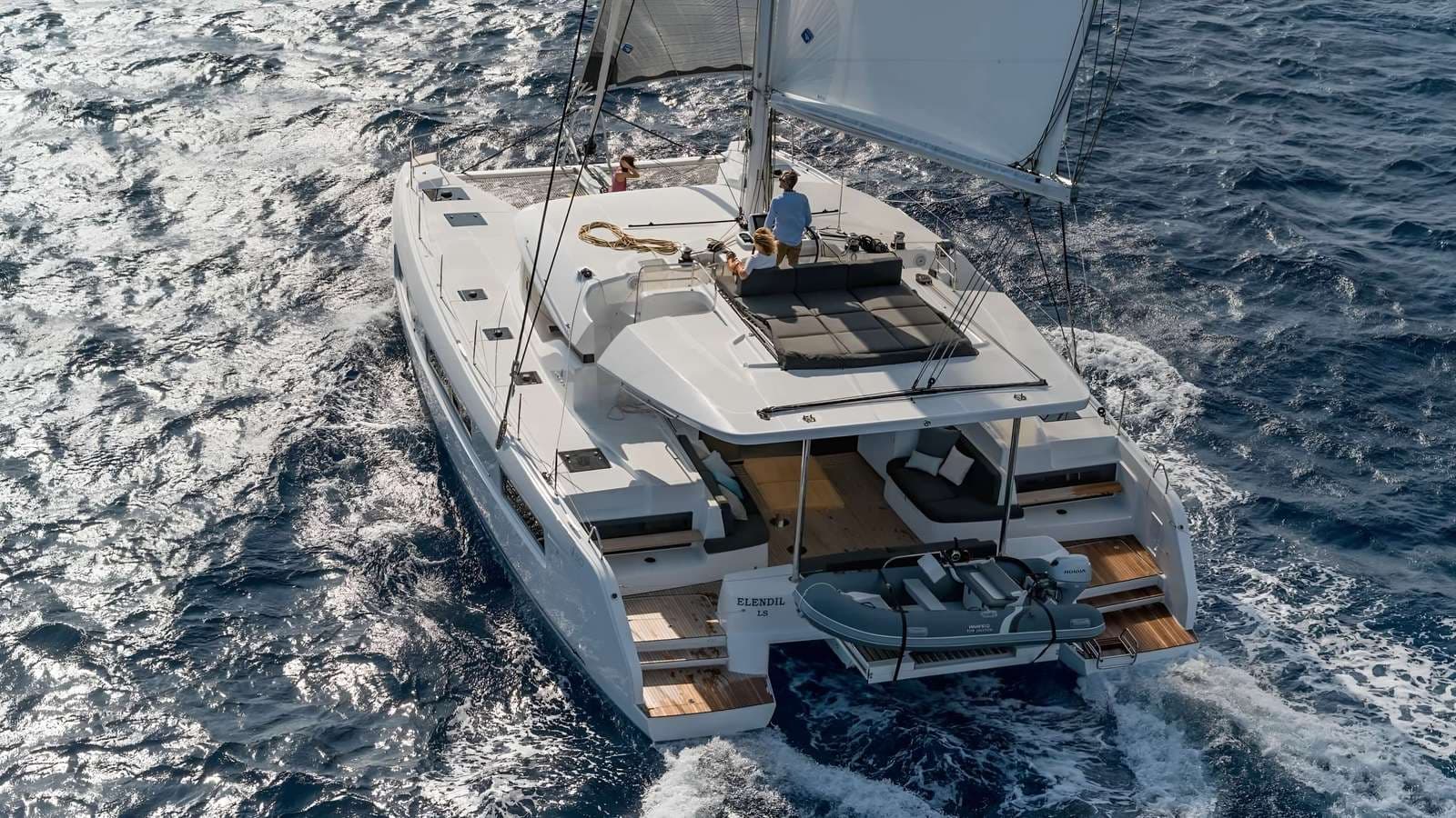 Nauti Cat interior