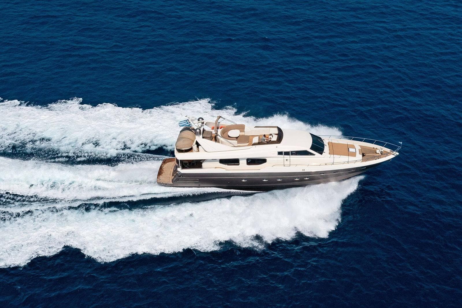 Natassa exterior