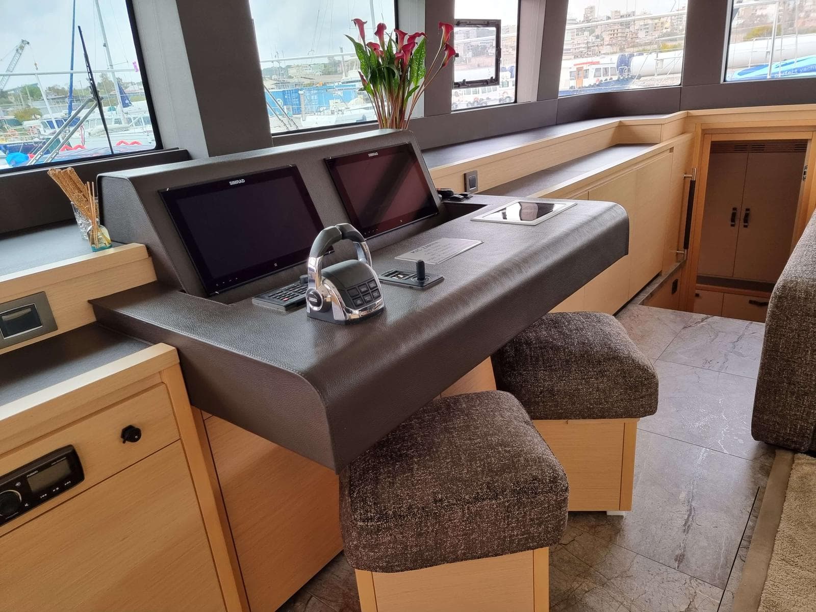 Pearly Gates Lagoon 630 cabin