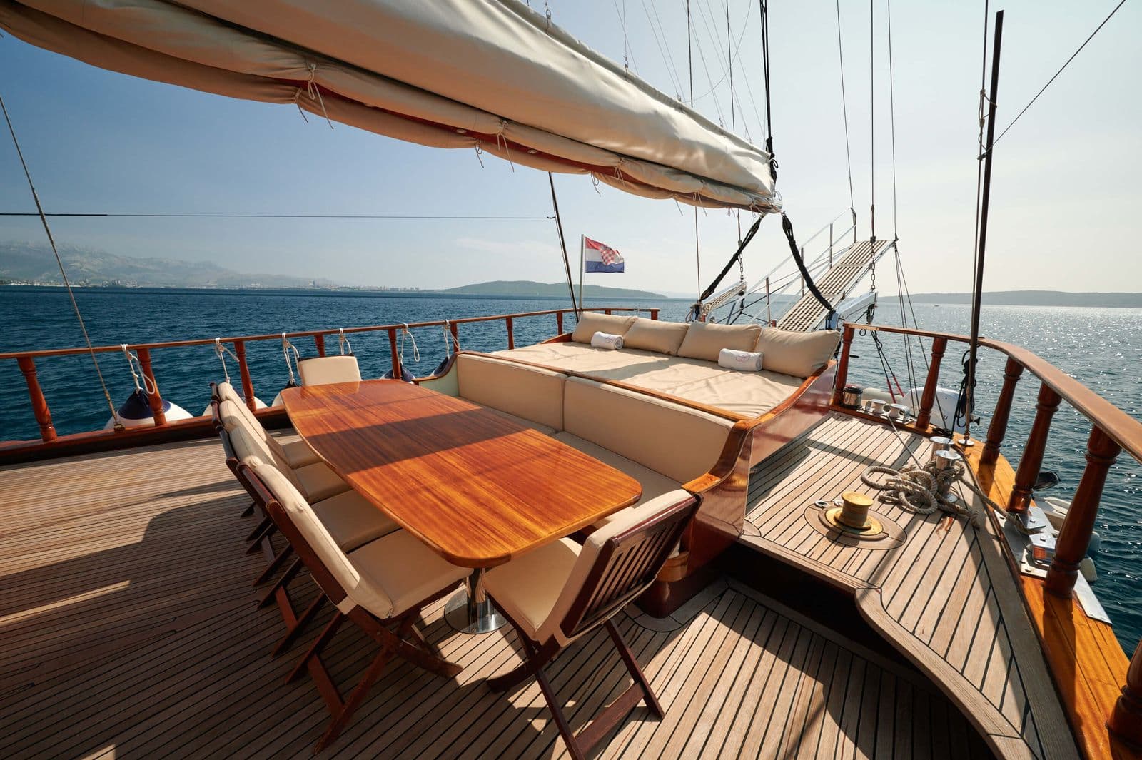 Queen Of Adriatic cabin