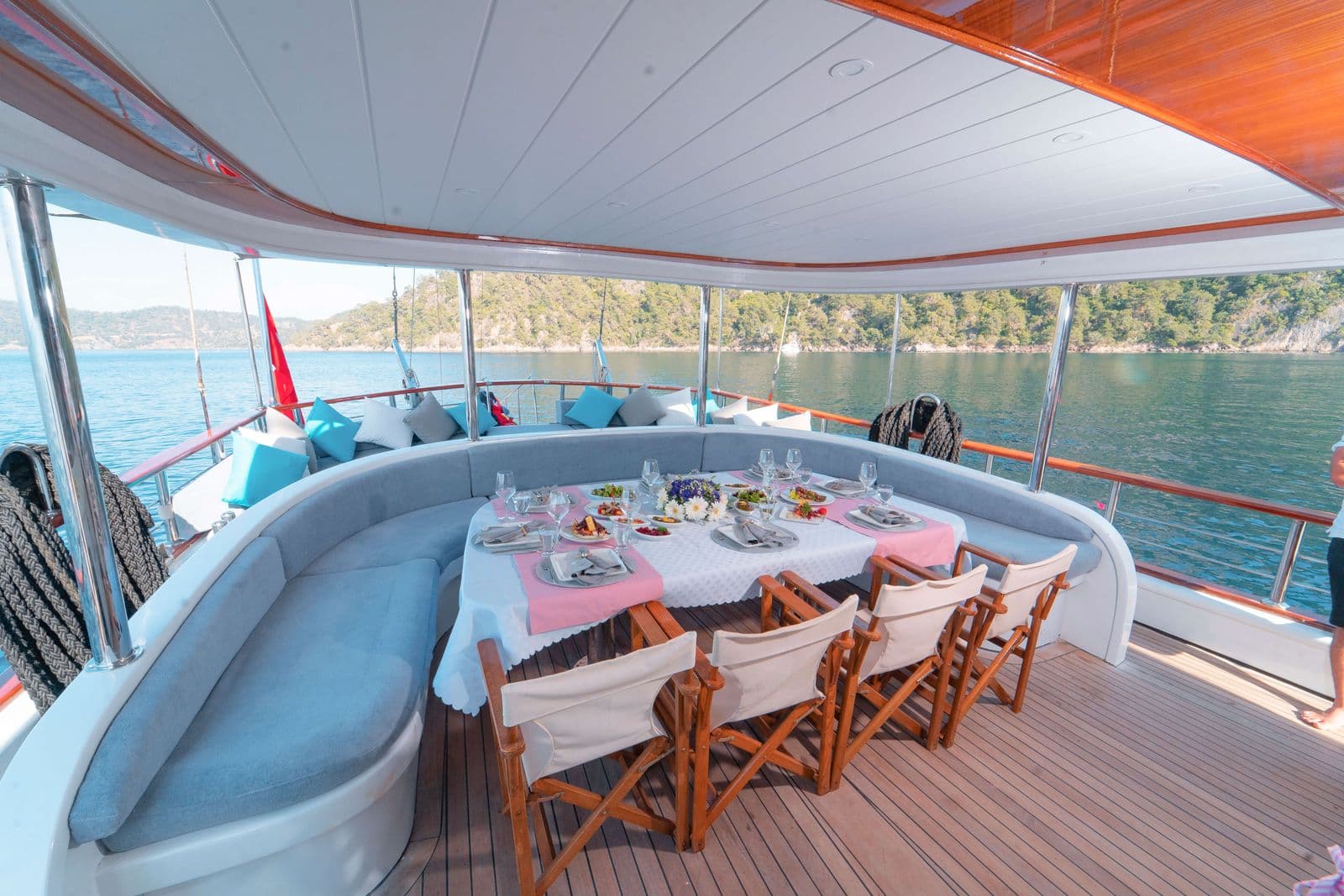 Queen Of Rtt interior