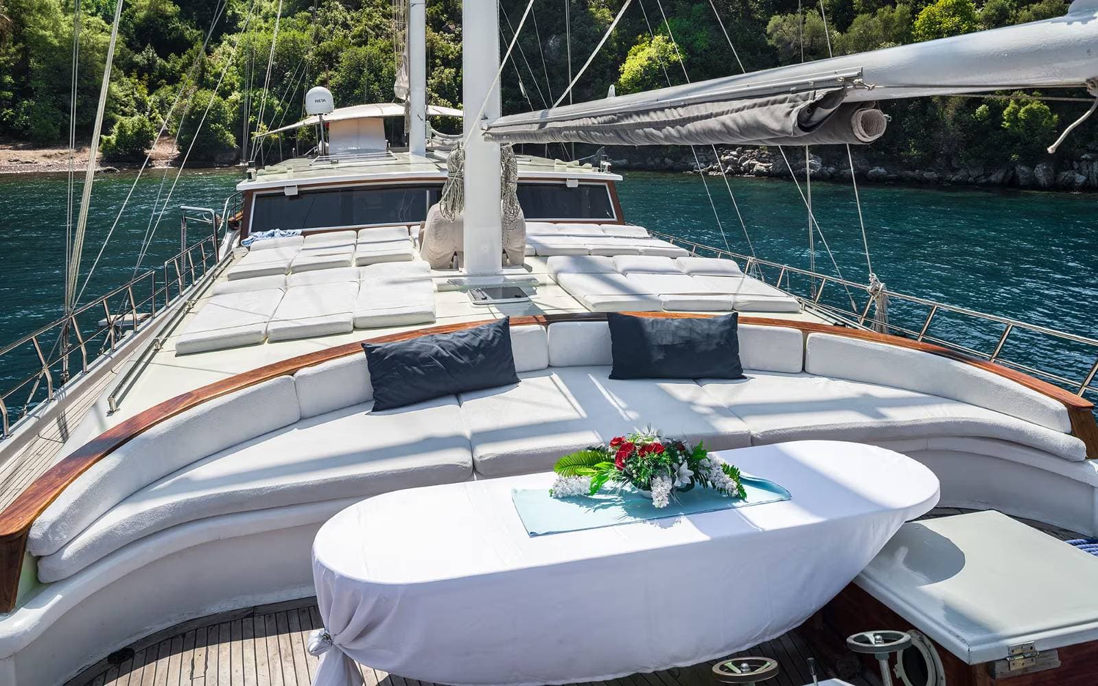 Estrella De Mar deck