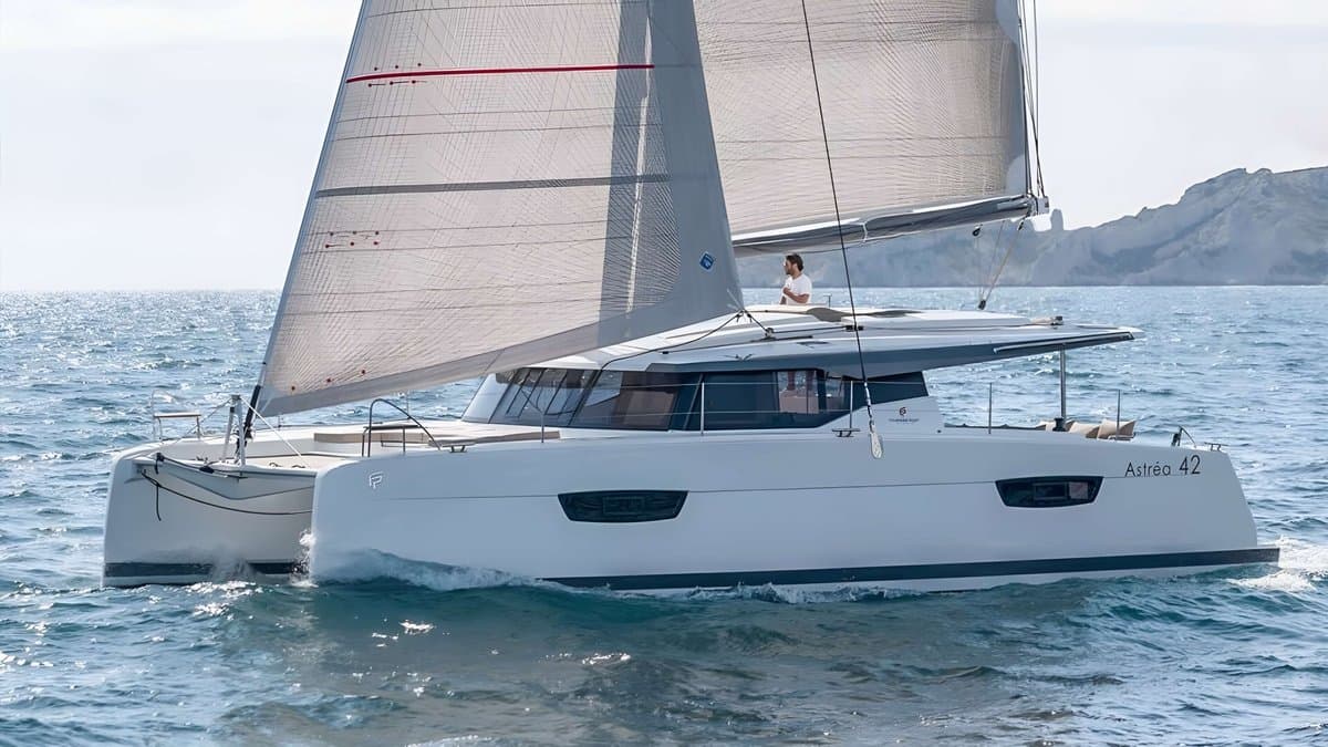 Satellite luxury gulet yacht