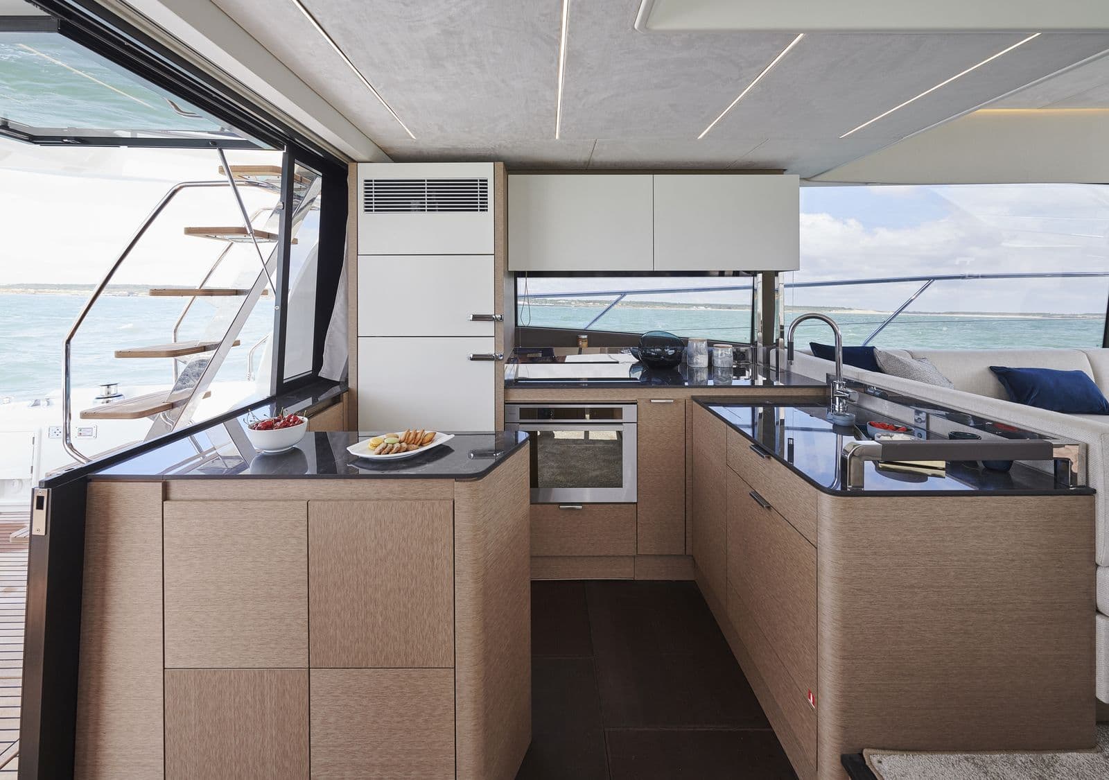 Shaft cabin