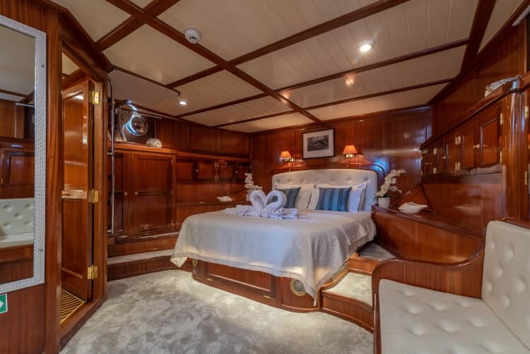 Smart Spirit interior