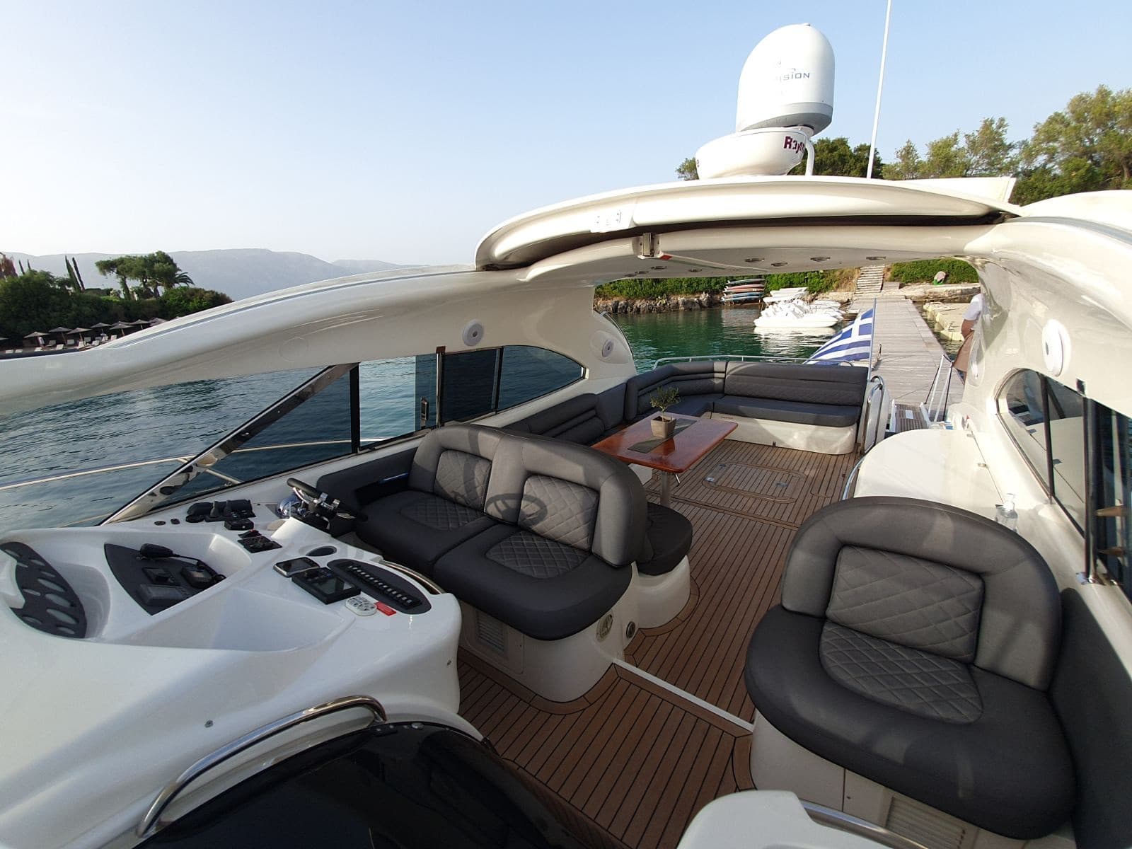 Sunseeker 56 cabin