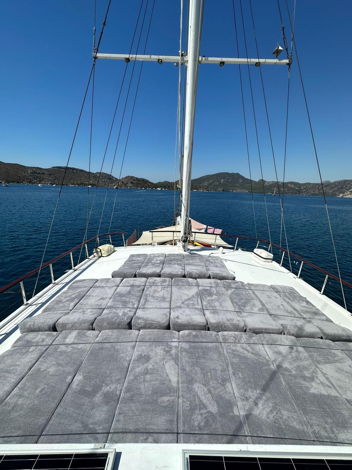 Swordfish 3 deck