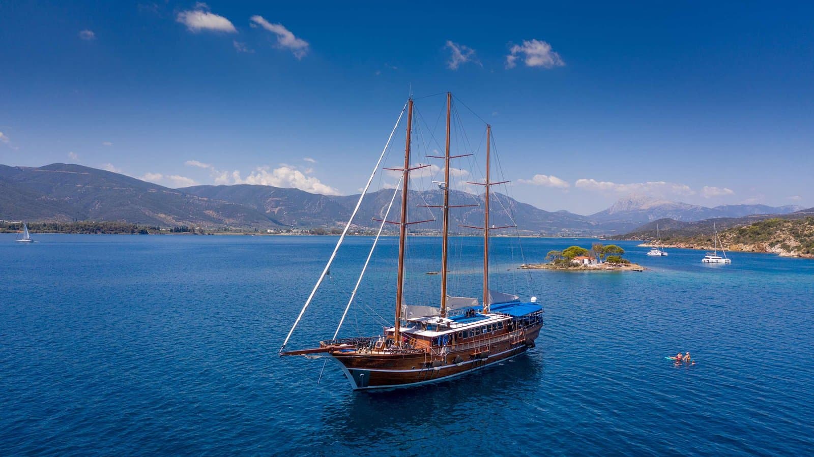 Thalassa exterior