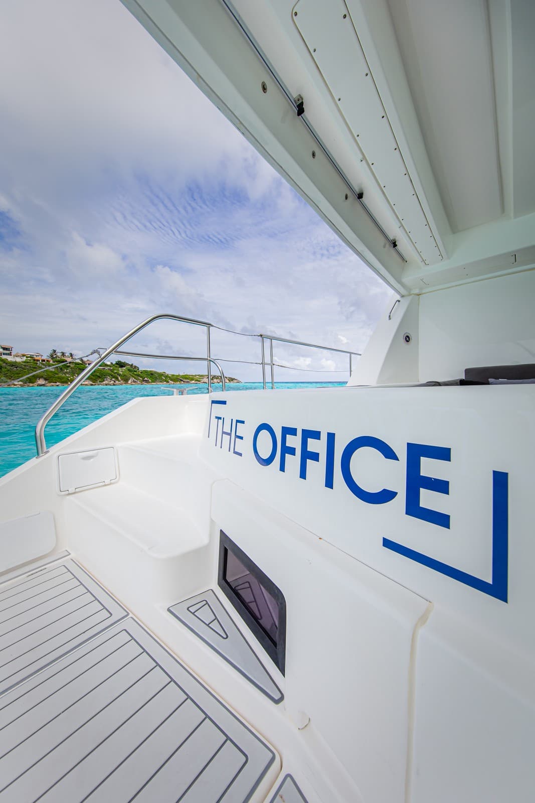 The Office 51¨leopard Pc deck
