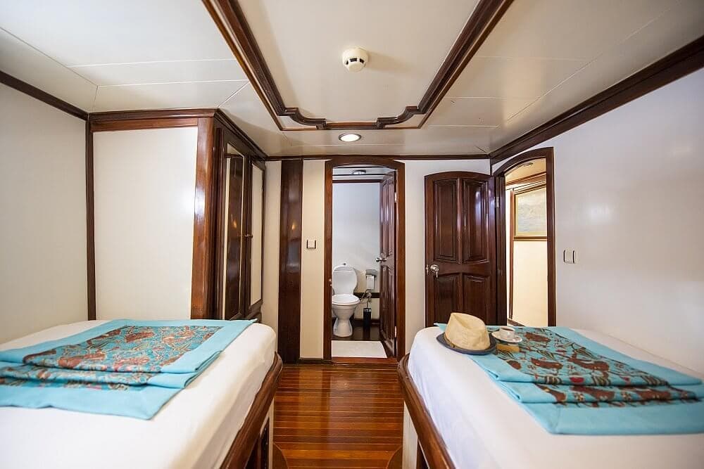 Vesta 1 Sevil cabin