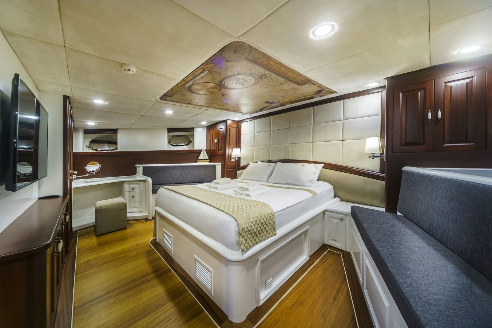 Virtuoso cabin