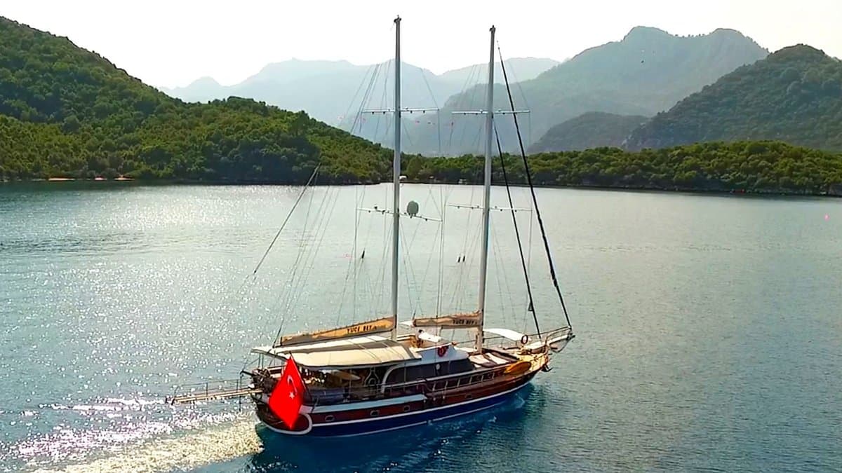 Yüce Bey 1 luxury gulet yacht