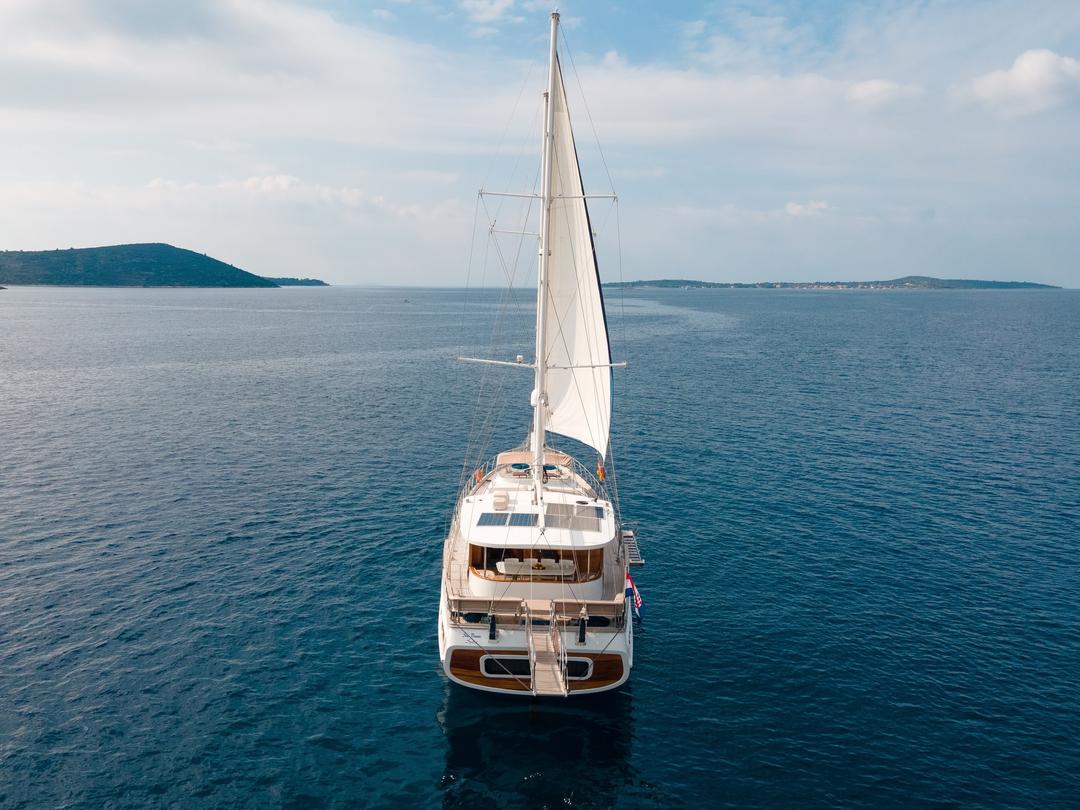 Discover Luxury Yacht Charter in Croatia: Experience the Adriatic Sea on Gulet Sea Breeze