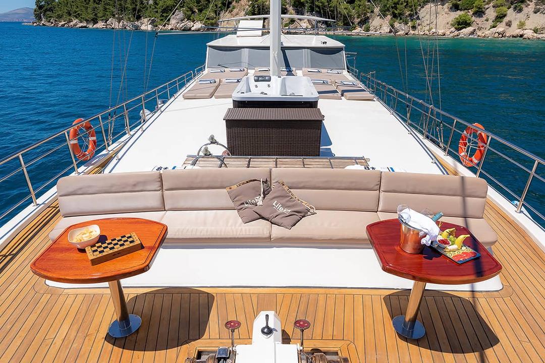 Seaside Serenity: Unwind and Rejuvenate on Gulet Nautilus' Spacious Deck