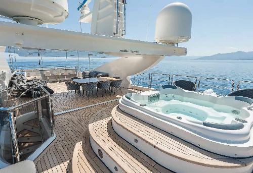 Sun Deck Jacuzzi